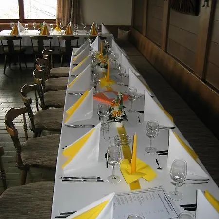 Konukevi Gasthof Hochlitten 2*